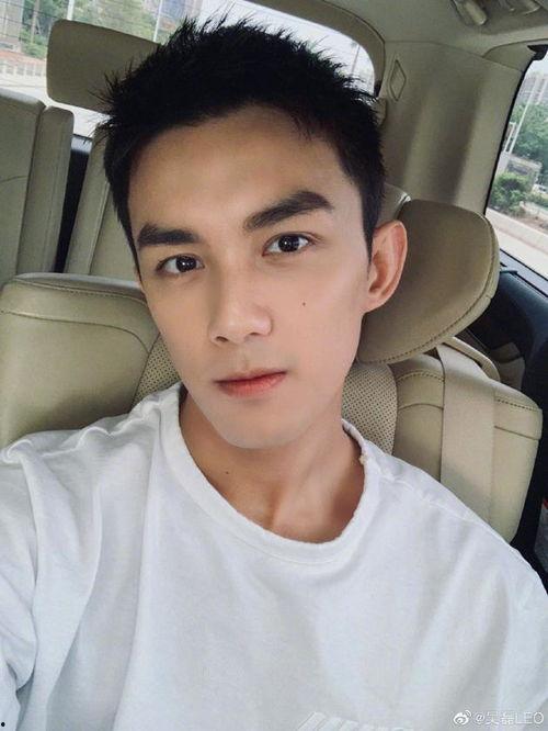 吃瓜爆料热巴吴磊视频,视频爆料引网友热议  第2张