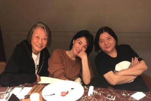 娱乐吃瓜电影经纪人,揭秘娱乐圈吃瓜电影经纪人的真实人生  第3张