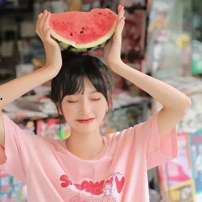 娱乐吃瓜群头像女,揭秘网红头像背后的女生故事